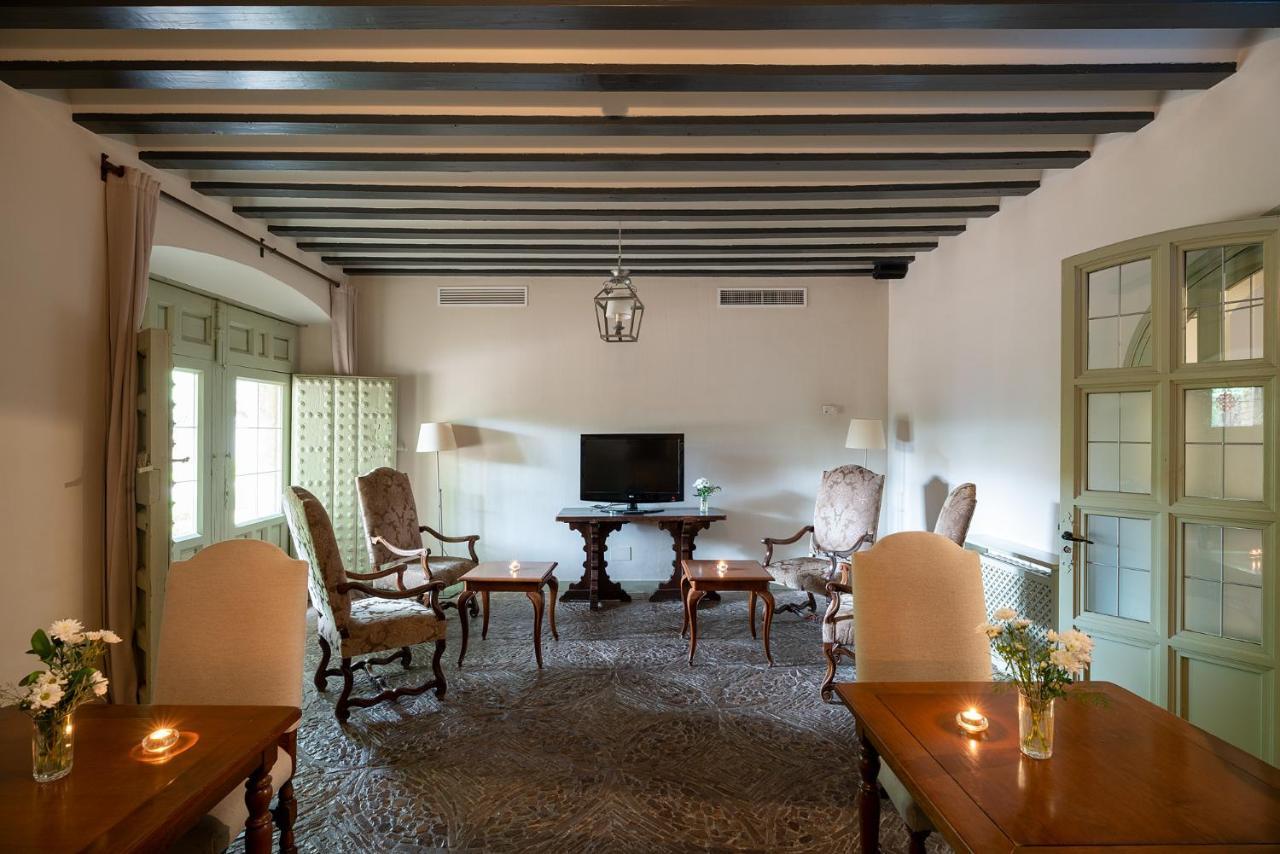 Parador De Альмагро Экстерьер фото
